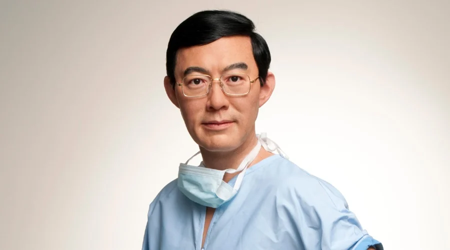 Dr. Victor Chang: A Pioneer in Cardiac Surgery: His Life and Legacy